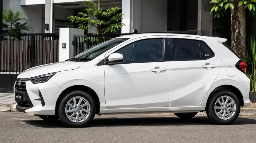 Jual Mobil Bekas Toyota Agya Bergaransi di Otos.id