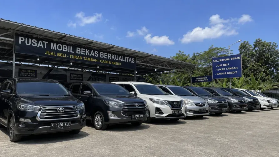 Mobil Keluarga di Bawah 300 Juta